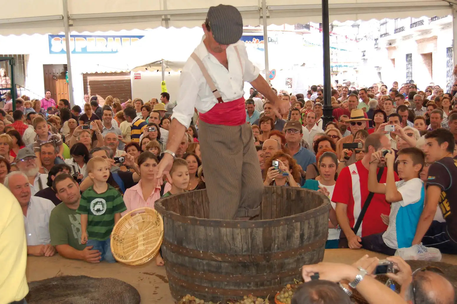 Feria de la Castaña - The Copper Forest is Burning